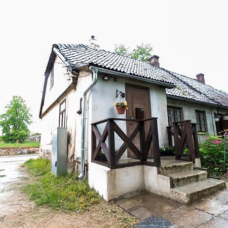 Napoleona Apartamenti Apartment Kuldiga Exterior photo